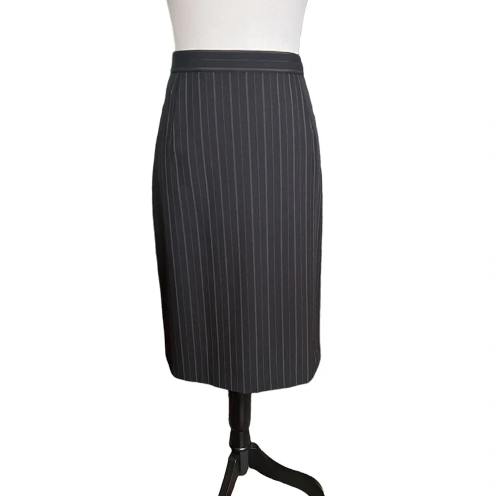 Vintage Miss Dorby 2 piece pin stripe office/dinner outfit. Sz.10